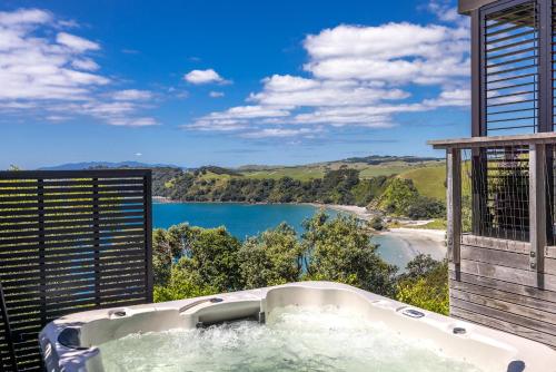 Belle Cove Estate Onetangi Be My Guest Waiheke in Unknown City, New Zealand