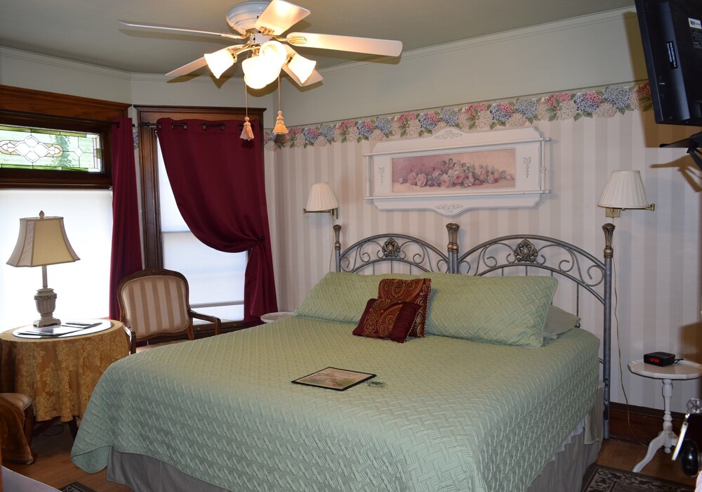 Franklin Street Inn LLC - photo 19