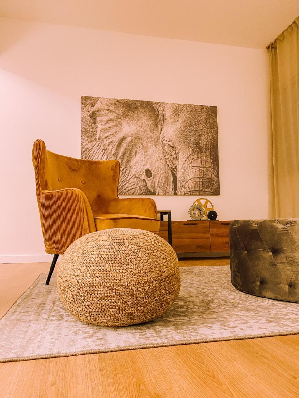 Newly Renovated Super Chic Apartment