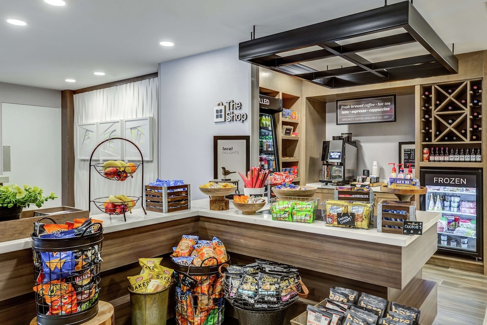 Hilton Garden Inn Boston Waltham - photo 26