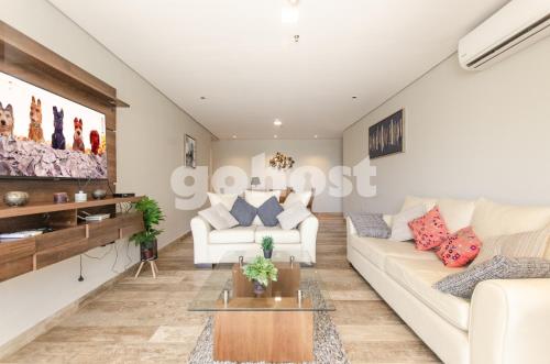 Spacious 2 bedroom apt in Villa Morra — 4-Star Luxury Hotel in Asuncion, Paraguay