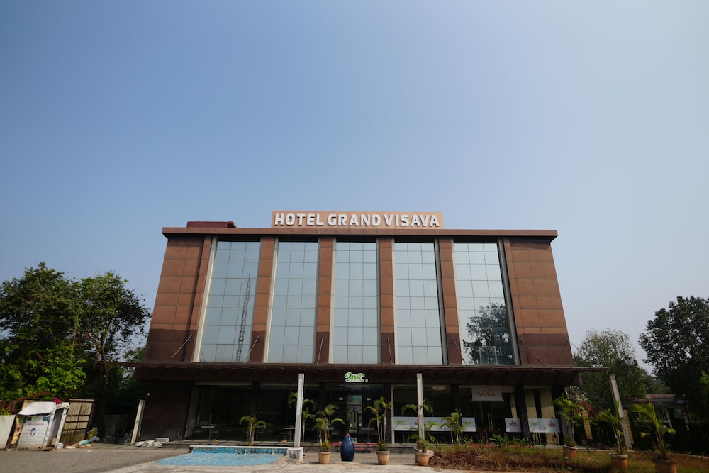 Hotel Grand Visava Lonavala in Lonavla, India