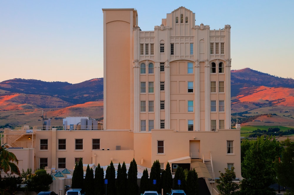 Ashland Springs Hotel in Ashland, United States