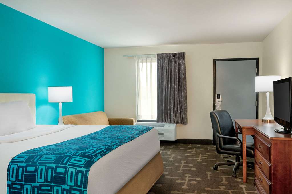 Howard Johnson by Wyndham Chattanooga Lookout Mountain I 24 - photo 15