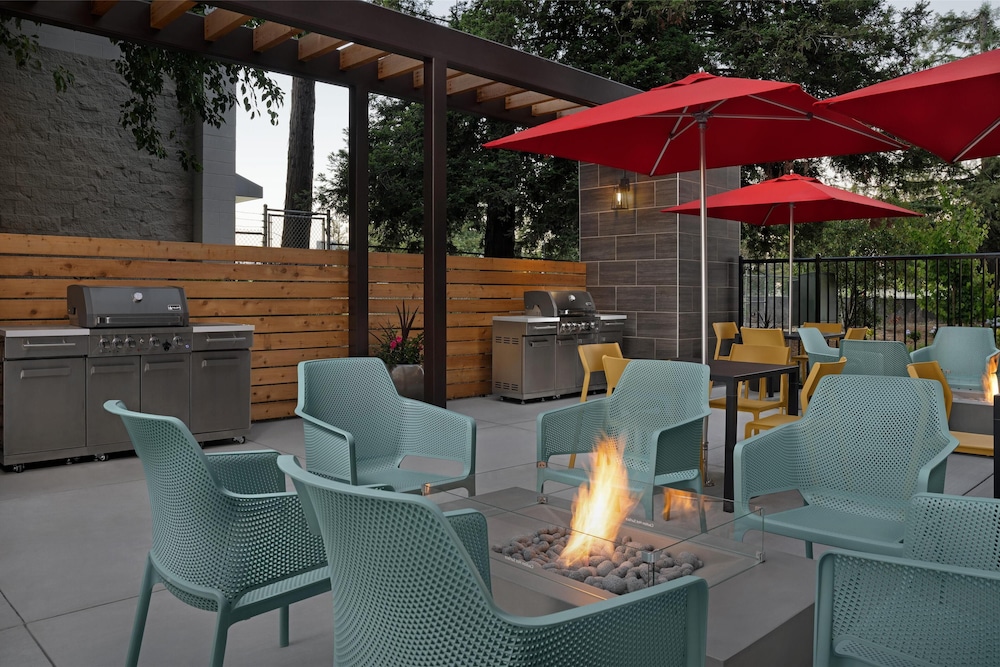 Home2 Suites by Hilton Rohnert Park Sonoma County - photo 39