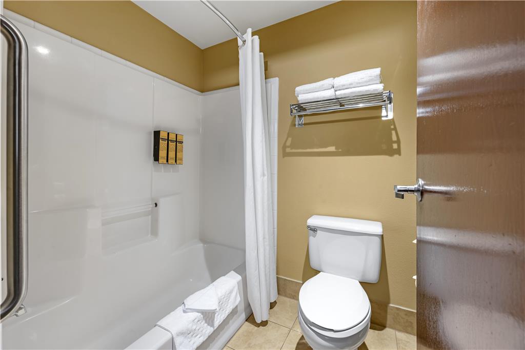Best Western Plus Prairie Inn - photo 38
