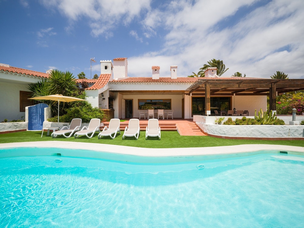 Casa Gran Canaria Gran Canaria Stays — 4-Star Luxury Hotel in Maspalomas, Spain