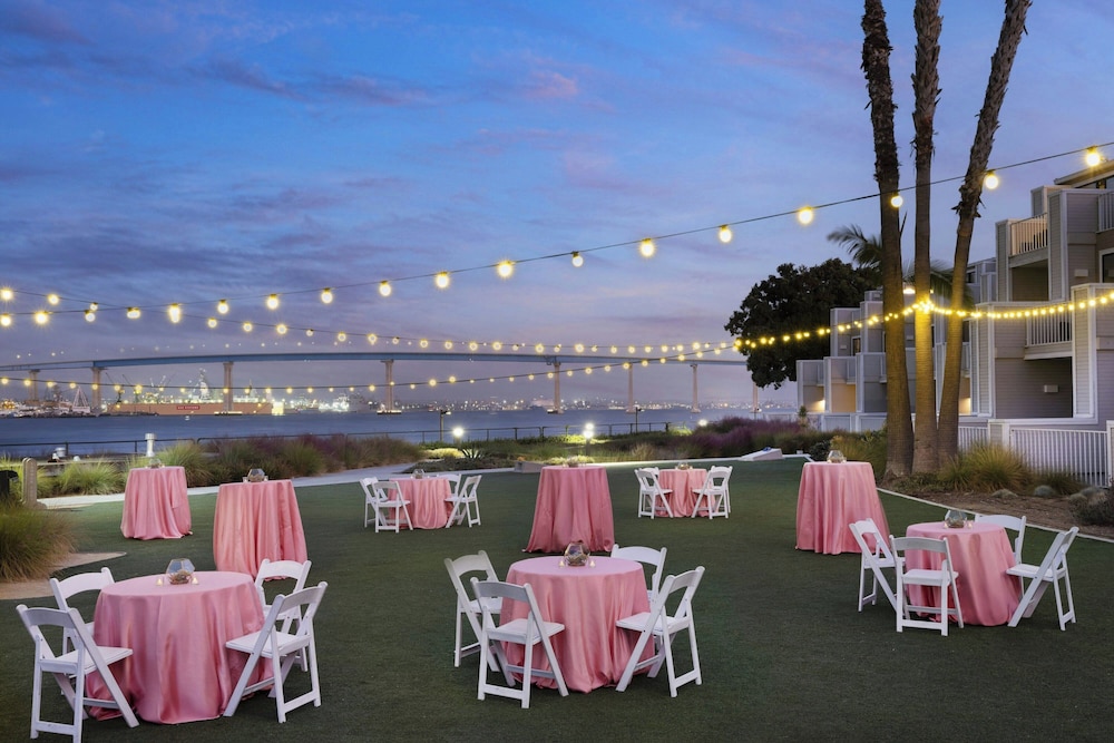 Coronado Island Marriott Resort & Spa - photo 97