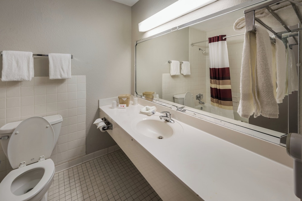 Red Roof Inn Dumfries Quantico - photo 13