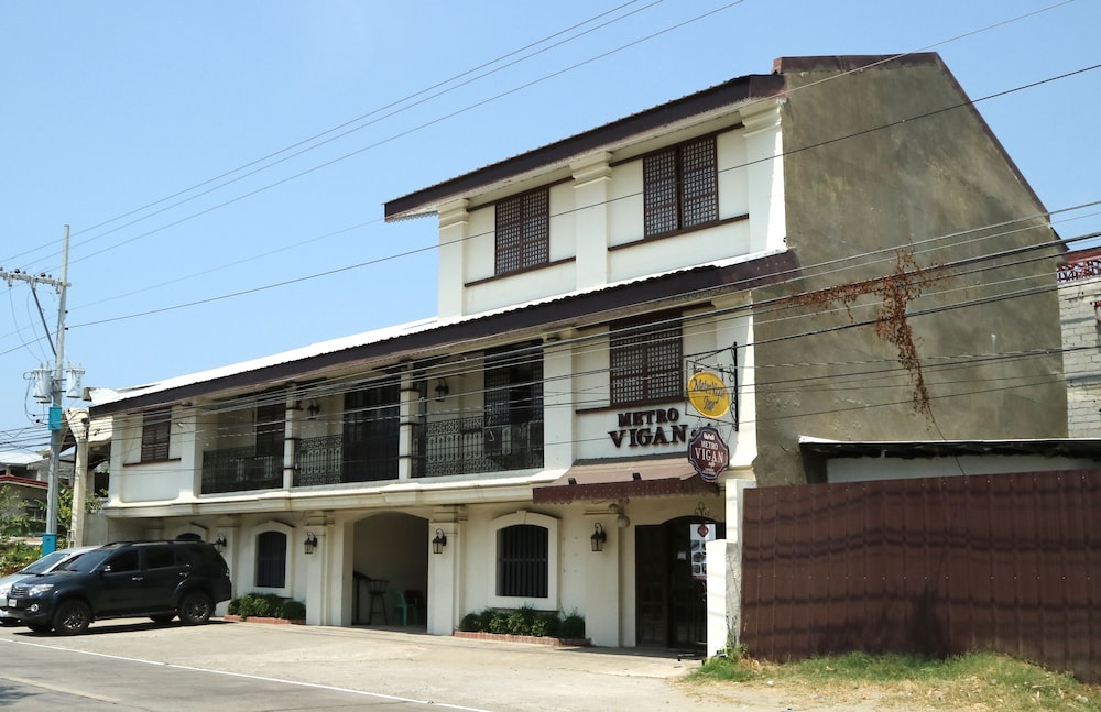 Metro Vigan Inn in San Vicente, Philippines