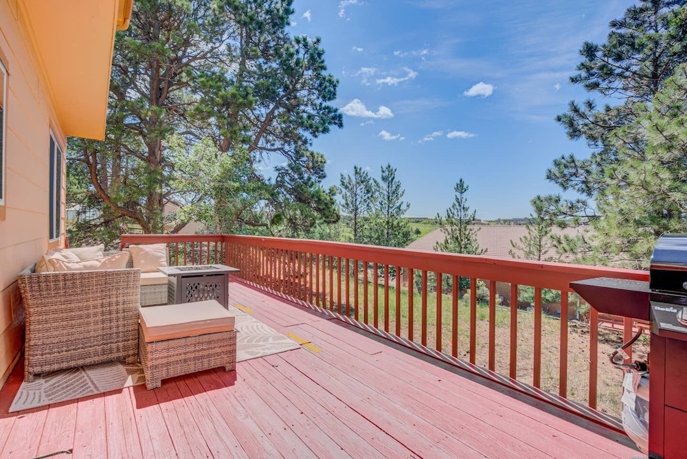 4BR AF Academyw hot Tub & Firepit - photo 33