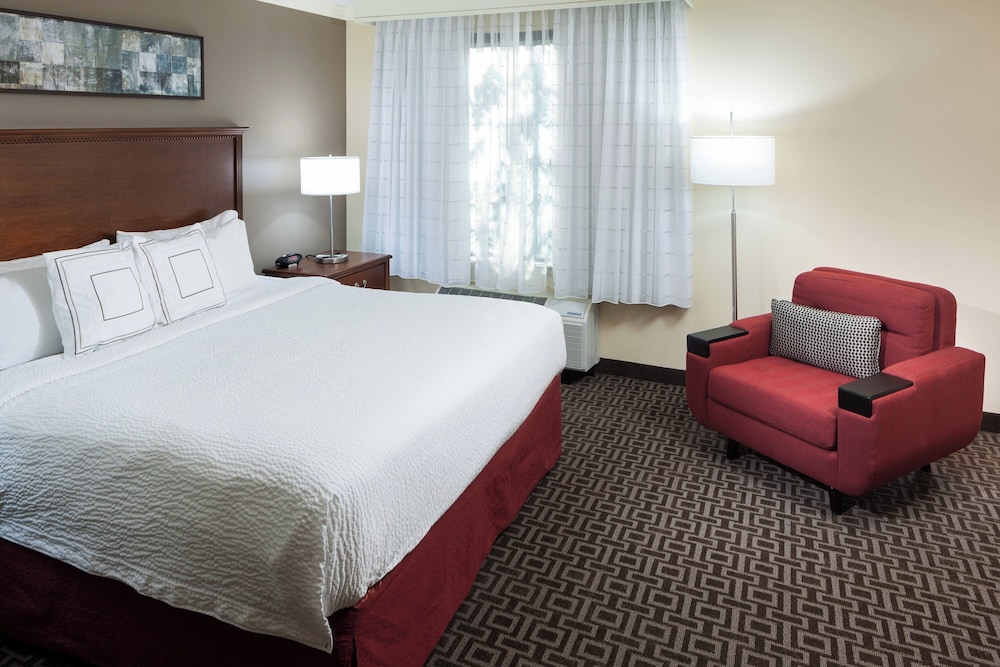 TownePlace Suites by Marriott San Antonio Airport - photo 8