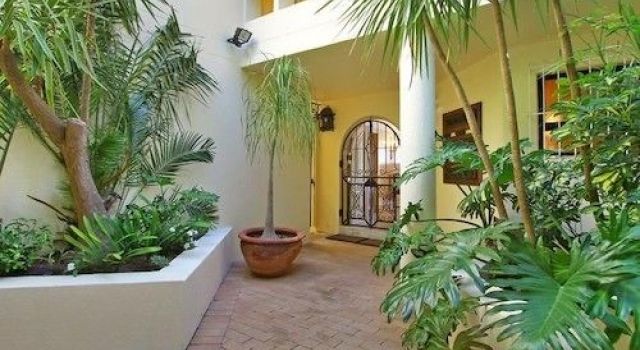Clifton Villa