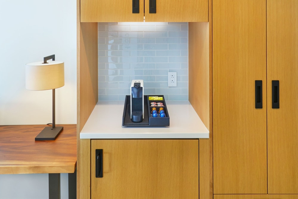 Renaissance Honolulu Hotel & Spa - photo 19