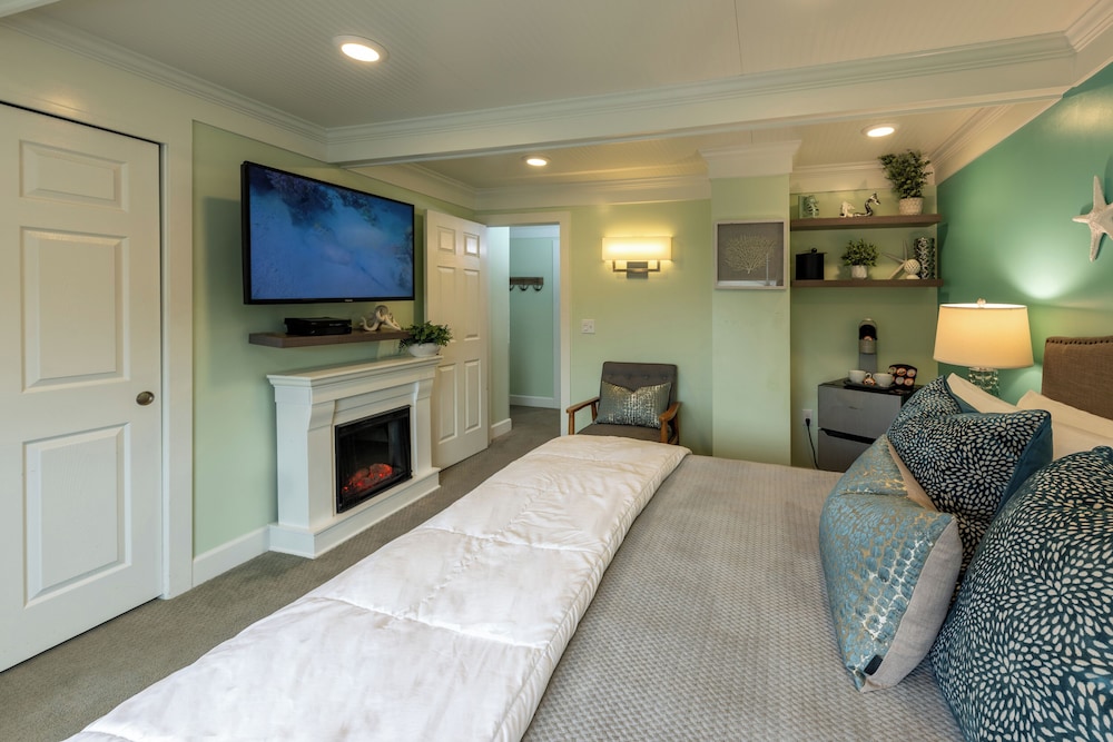 Seaside Oceanfront Inn - photo 79