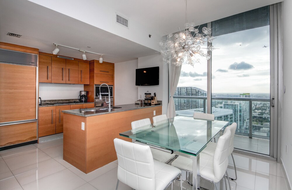 Private Residences at ICON Twr3 by JOS17 - photo 35