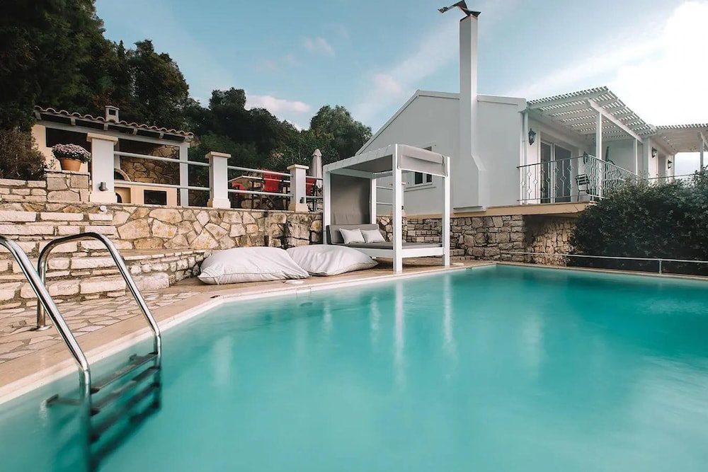 Villa Gardenia in Paxi — 4-Star Luxury Hotel in Corfu, Greece