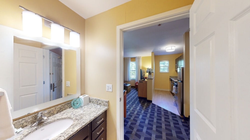 Residences at International Place - photo 13