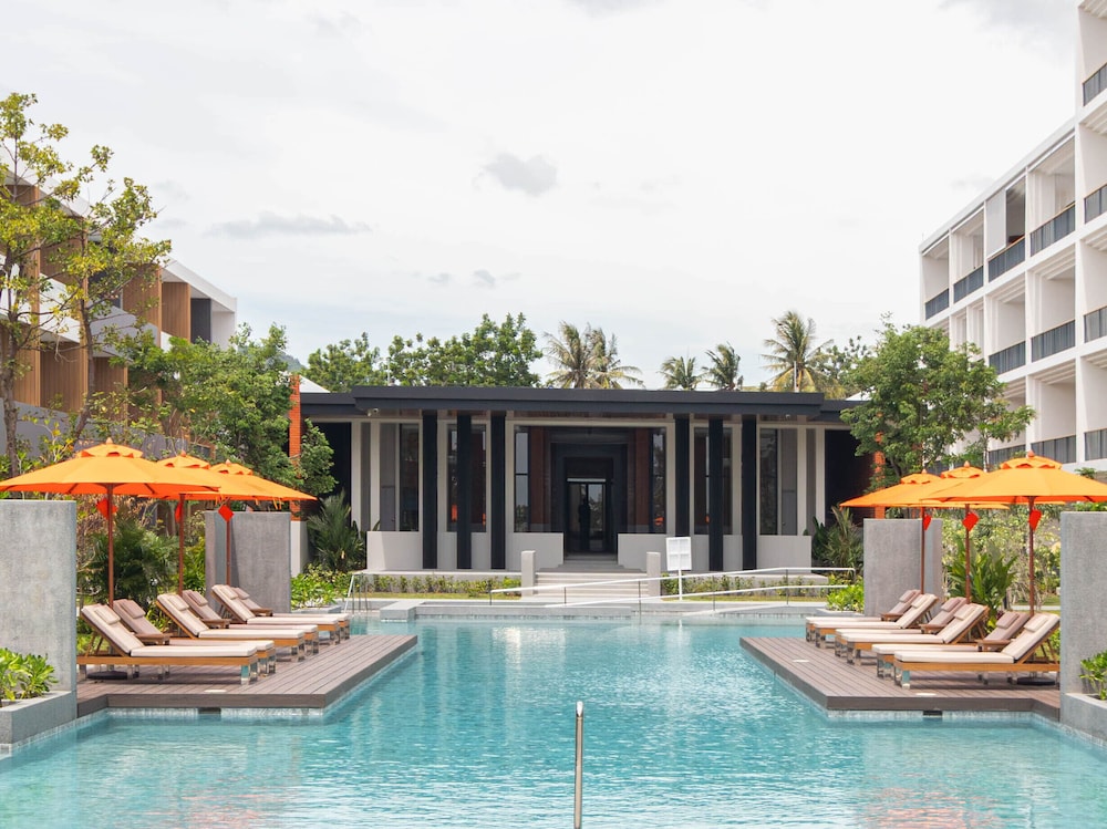 Sunshine Prestige Resort and Spa in Cha-Am, Thailand