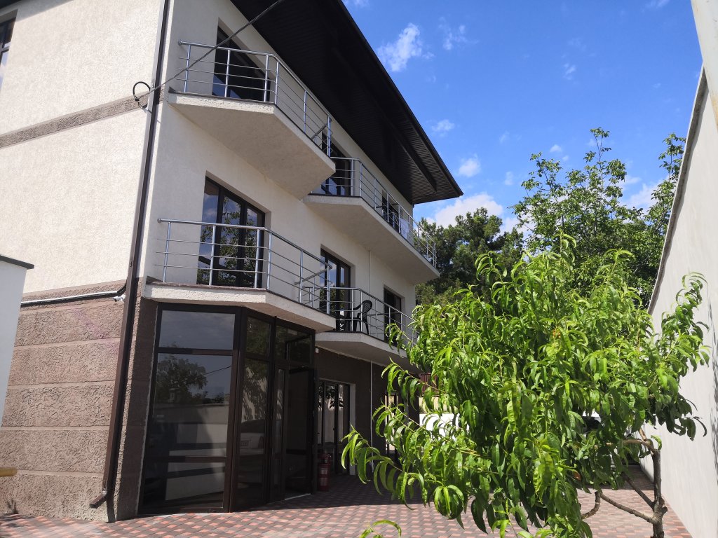 Chernomorye Hotel - last minute hotel in Gelendzhik