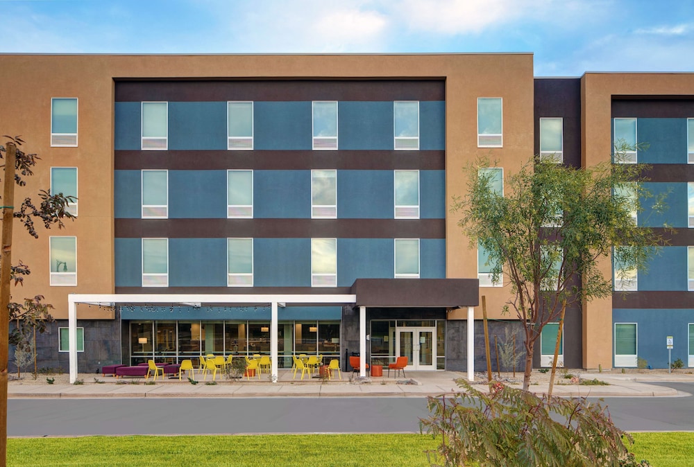 Home2 Suites by Hilton Yuma Pivot Point - photo 45
