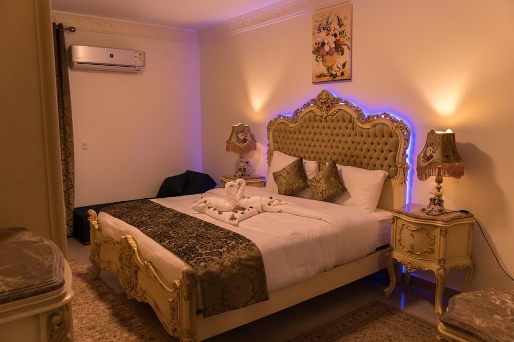 Gleem Luxury Apartments Elite — 4-Star Luxury Hotel in Alexandria, Egypt