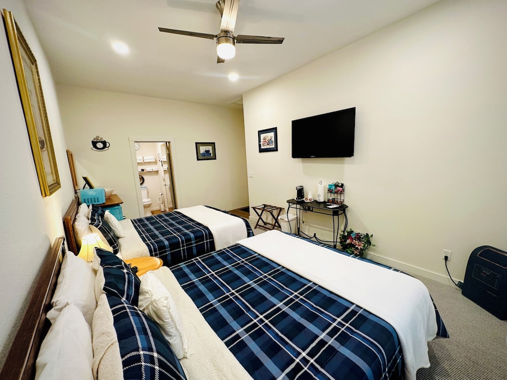 Salmon River Inn - photo 11