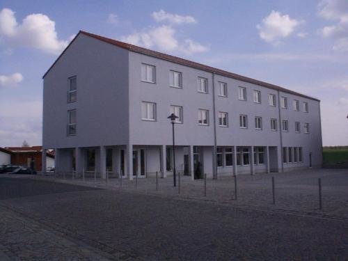 Hotel am Platz - last minute hotel in Hohenmoelsen
