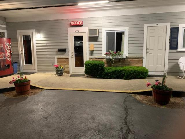 The Saco Motel - photo 6