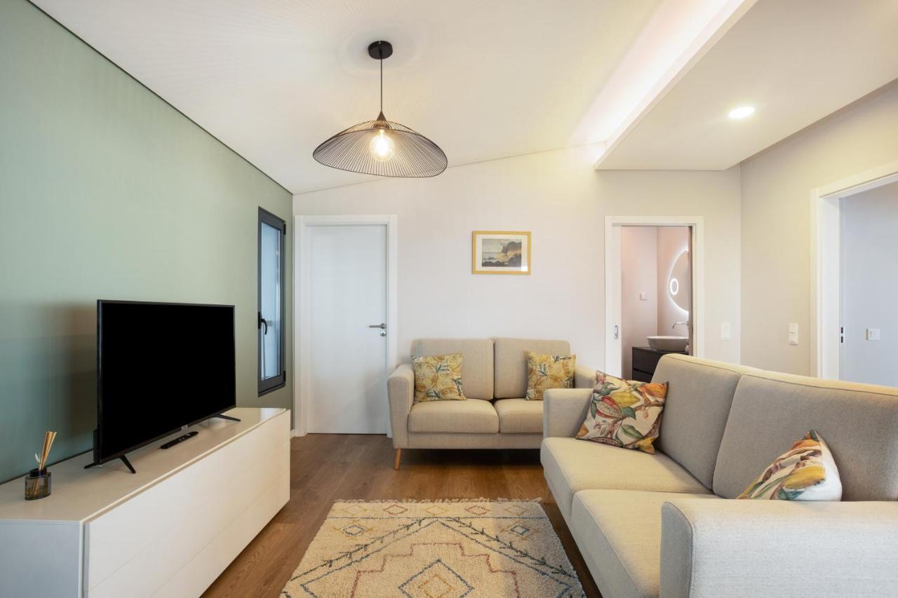Referta Apartamento T1 — 4-Star Luxury Hotel in Calheta, Portugal