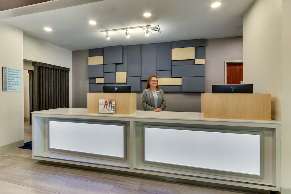 Holiday Inn Express & Suites Waxahachie by IHG - photo 50