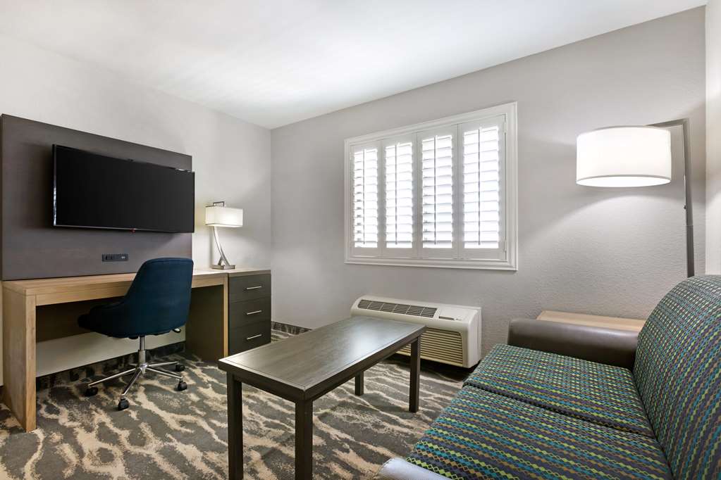 Best Western Plus Safford - photo 32