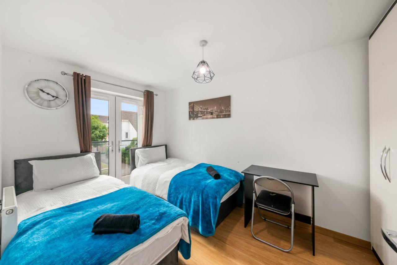 5 Minutes from Reading Centre with parking in Reading, United Kingdom