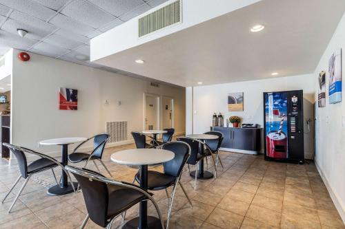 Concorde Inn Suites Pekin in Pekin, United States