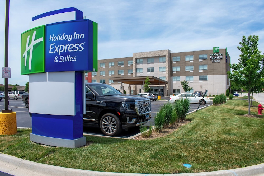 Holiday Inn Express & Suites Yorkville by IHG - photo 28