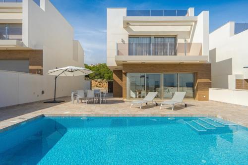 Iris - last minute hotel in San Miguel De Salinas