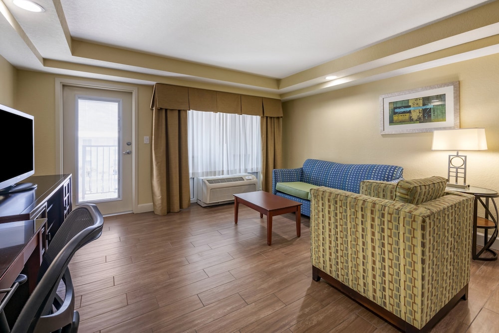 Holiday Inn Resort Orlando Lake Buena Vista by IHG - photo 25