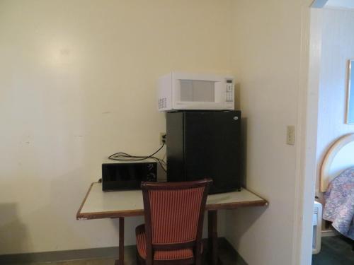 Madison Suites Motel - photo 6