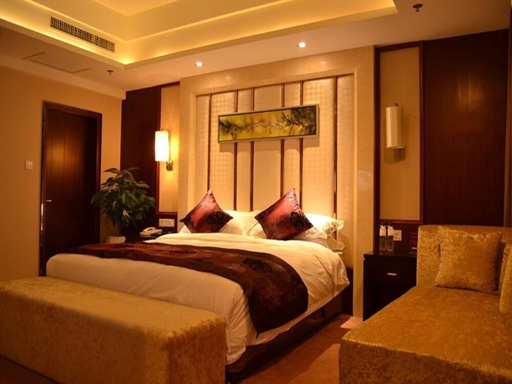 Century Fate International Hotel — 4-Star Luxury Hotel in Lianyungang, People's Republic of China