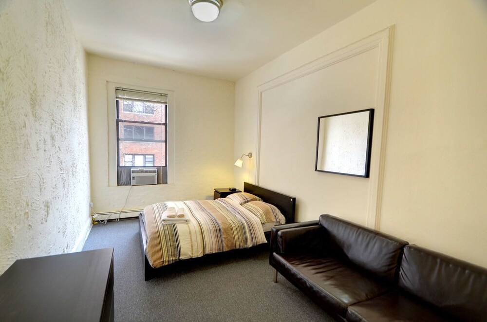 Stay Smart NYC 152 East 21st Street — 4-Star Luxury Hotel in New York City, United States