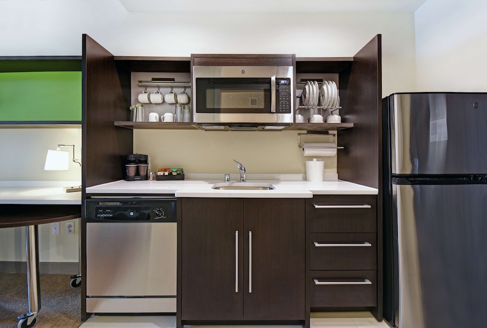 Home2 Suites by Hilton Beloit - photo 21