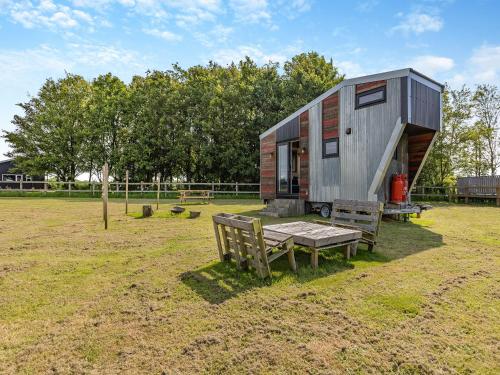 Fox Tiny House Uk47395 — 4-Star Luxury Hotel in East Dereham, United Kingdom