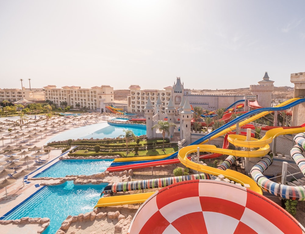 Serenity Alma Heights in Makadi Bay, Egypt