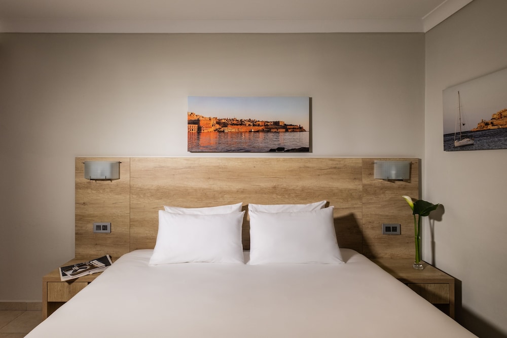 Qawra Palace Resort & Spa — Valletta — photo 3