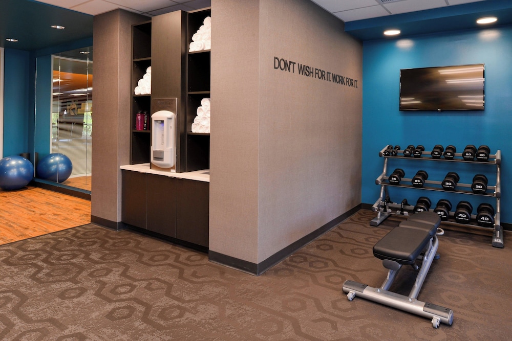 Fairfield by Marriott Inn & Suites Plymouth White Mountains - photo 37