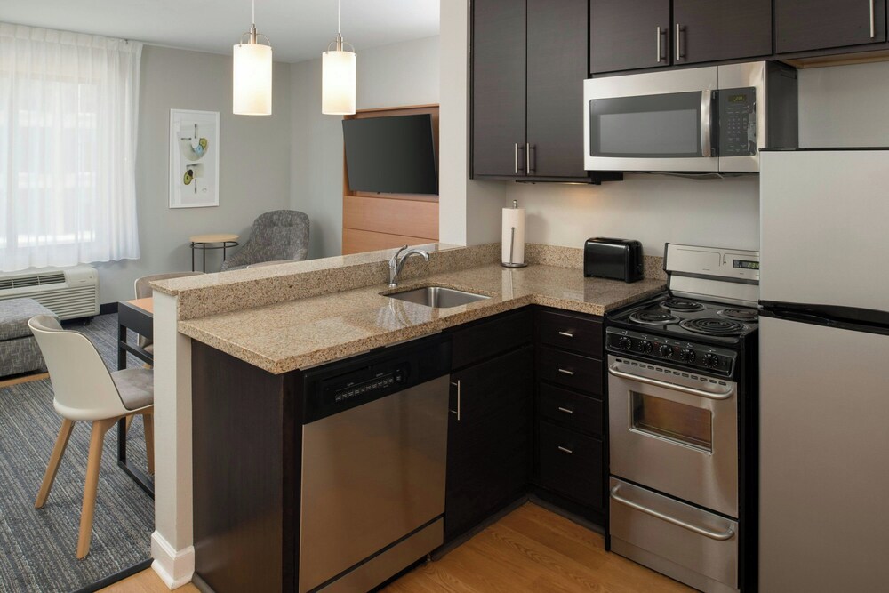 TownePlace Suites Jackson Ridgeland Township at Colony Park - photo 13