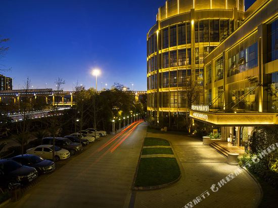 Hi Cube Spa Resort Hotel - last minute hotel in Kunming
