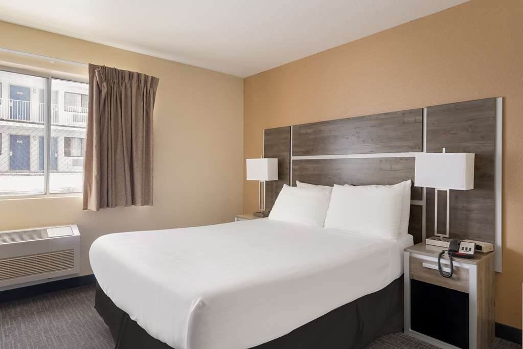 SureStay Hotel by Best Western Wells - photo 3