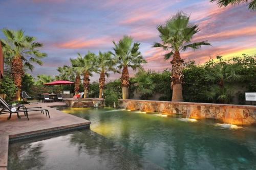 Paramount Relax & Entertain w Resort Amenities Pool Spa & Full Game Room in Indio, United States