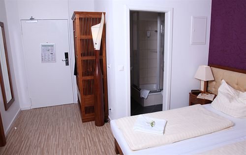 Main Station Hotel &Amp; Hostel — Berlin — photo 2